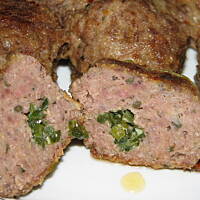 Kotlety mielone z farszem z ziół