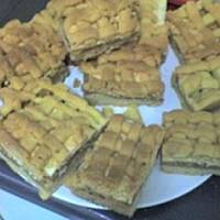 Szarlotka z bezą na kruchym cieście