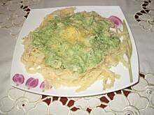 Fot. Patrycja0, Makaron pod zieloną drobiowo-brokułową kołderką