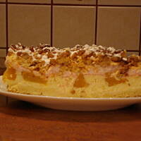 Sernik z brzoskwiniami ulubiony