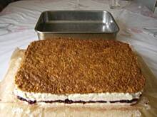 Fot. Elis, Miodownik orzechowy z kremem