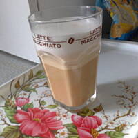 Kawa z mleczną pianką