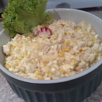 Sałatka z kurczka i ananasa