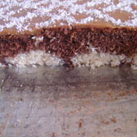 Sernik z kulkową niespodzianką