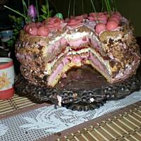 Tort śmietanowo-wiśniowy