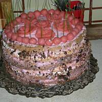 Tort śmietanowo-wiśniowy