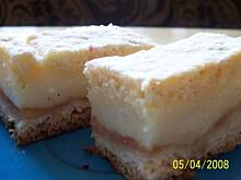 Fot. Manga, Jabłkowy z budyniem