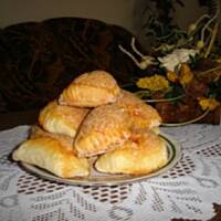 pół drożdżowe ciasteczka z marmoladą