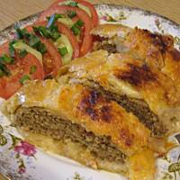 Rolada mięsna w cieście francuskim Różyczki