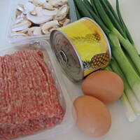 Mięsne groszki w sosie śmietanowo - cebulkowym