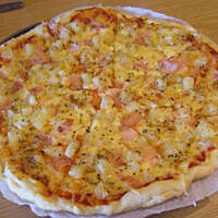 Pizza po hawajsku  wg Różyczki