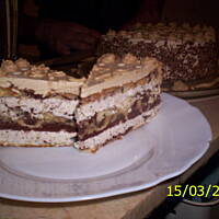 torcik kawowo -orzechowy robusia