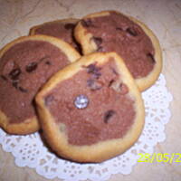 waniliowo-kakaowe ciasteczka z groszkami czekolady