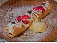 Fot. Wkn, Lodowe naleśniki truskawkowe