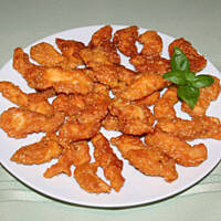 Kurczak w cieście piwnym z sezamem