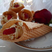 Rożki waflowe z kremem