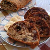 Ciasto bananowe z czekoladą i orzechami