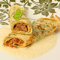 Naleśniki z sosem szparagowym