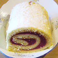 Rolada z musem truskawkowym wg Różyczki