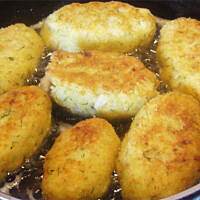 Kotlety ryżowe z nadzieniem wg mamy Różyczki