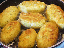 Fot. niebieska-różyczka, Kotlety ryżowe z nadzieniem wg mamy Różyczki