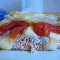 Łosoś w cieście francuskim