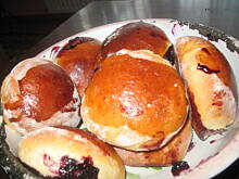 Fot. ANBART, Bułeczki drożdżowe nadziewane
