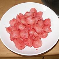 Sałata z fetą i arbuzem