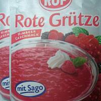 Biszkopt z kisielem i śmietaną