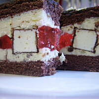 Placek z ptasim mleczkiem i galaretką