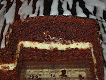 Fot. łOSOS, piernik z budyniem