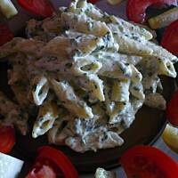 Penne w  śmietanie z gorgonzolą i szpinakiem