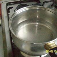 Jaja w koszulkach topione