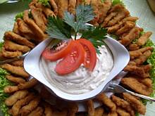 Fot. elaf, Frytki z kurczaka z sosem z fety