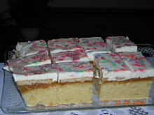 Fot. Krystyna911, Szarlotka biszkoptowa z kremem śmietanowym