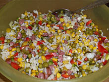 Fot. niebieska-różyczka, Sałatka  z papryką wg Różyczki szybka i kolorowa