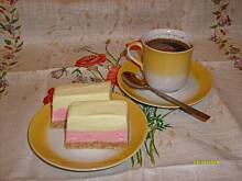 Fot. DorDa, Ciasto ze śmietankową galaretką