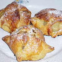 Ciastka francuskie z gruszką