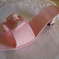 Ozdoby z masy cukrowej - but