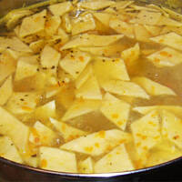 Zupa fasolowa z łazankami wg babci Różyczki