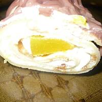 Naleśniki z serem brzoskwiniami i budyniem