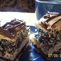 Ciasto z makiem kremem i biszkoptami