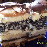 Ciasto z makiem kremem i biszkoptami