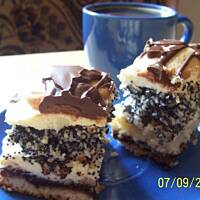 Ciasto z makiem kremem i biszkoptami