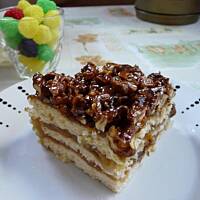 Świąteczny placek z orzechami