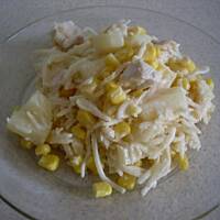 Sałatka ananasowa z kurczakiem