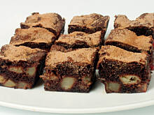 Fot. Wkn, Ciasto czekoladowo-owocowe