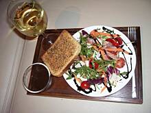 Fot. Brooklyn, sałatka z ruccoli wg BROOKLYN