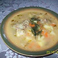 Zupa ziemniaczana z kapustą włoską