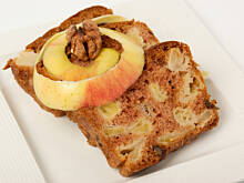 Fot. bing_translator, Cinnamomum with apples